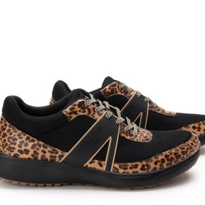 Traq by Alegria sneakers size 40 us 10